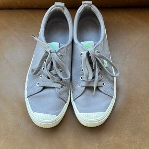 Cariuma Oco Low Mystic Gray Sneakers Size 8.5 Women’s 7 Men’s Minimalist
